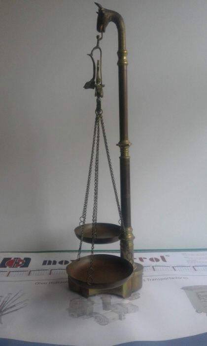 Canivetes c/ publicidade, Balança de Bronze