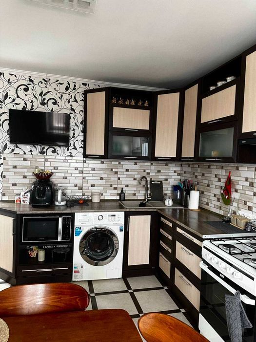 2-кімнатна квартира вул.Волковича р-н Обл.лікарні 70.3м2