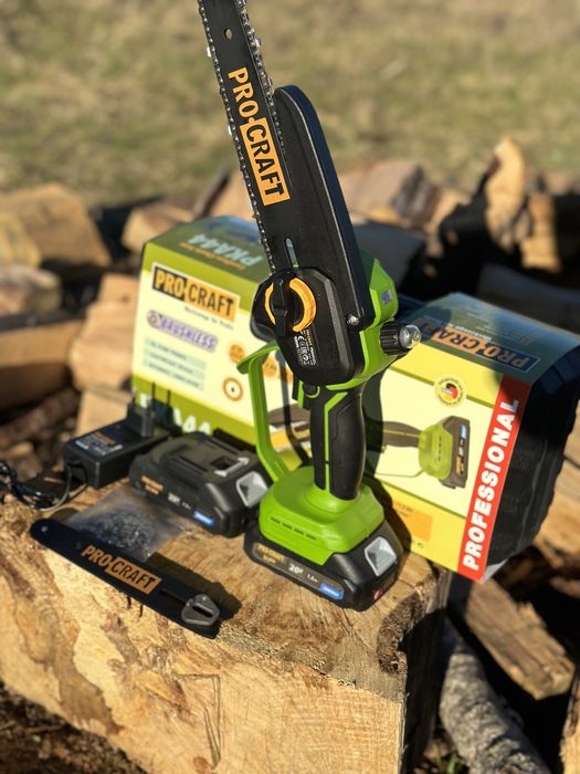 Акумуляторна безщіткова міні пила Procraft pka 44 2шини бум упак