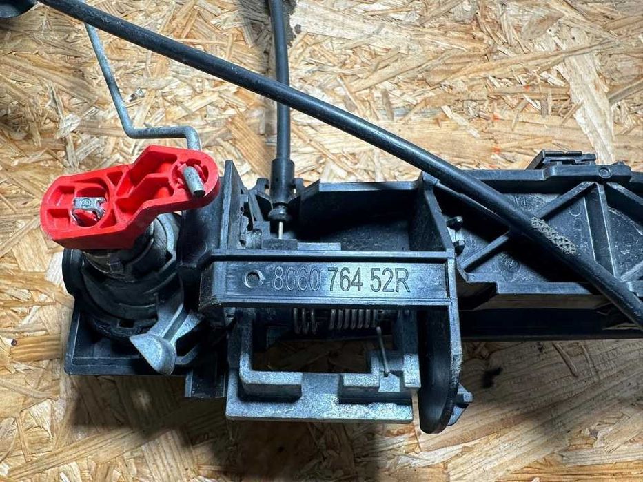 zamek drzwi lewy przód klamka linka renault master III movano b nv400