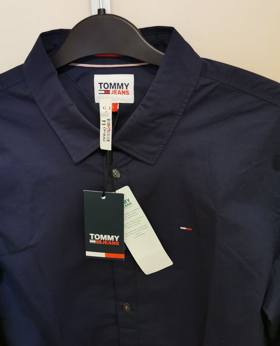 Tommy Jeans Slim Fit - L
