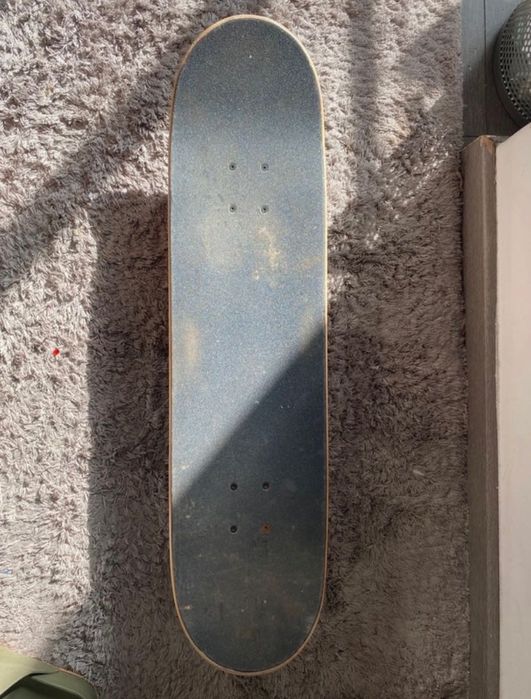 Skate cliché semi novo