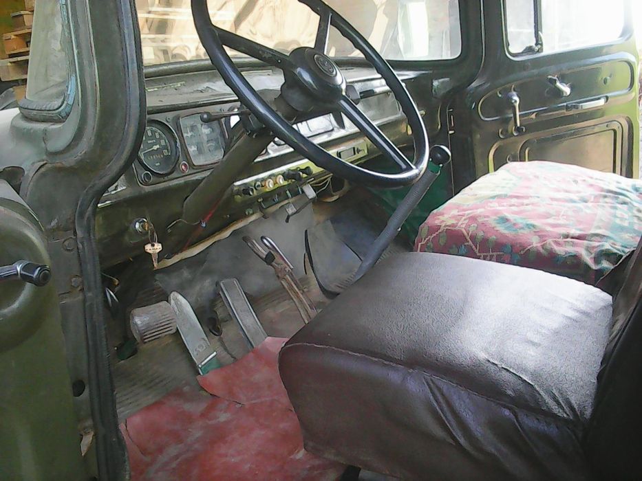 Шасі 130 бортовий.