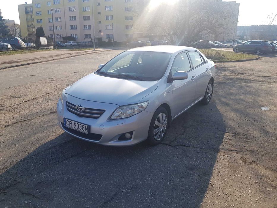 Toyota Corolla 1.6 124KM + HAK