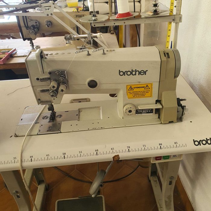 Máquina de Costura Industrial Brother LT2-B872-3 Dupla Agulha