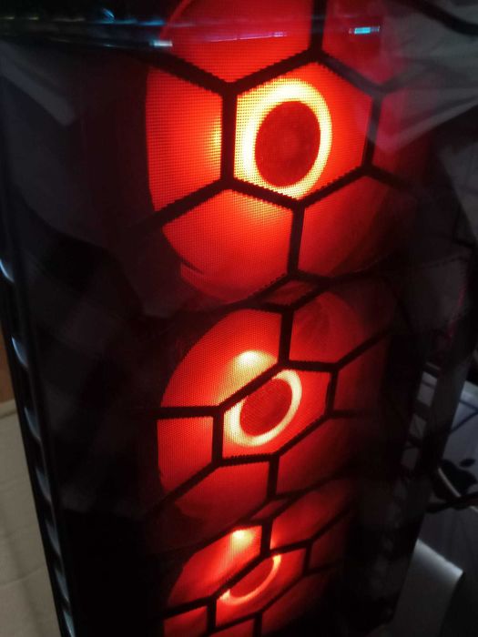 PC Gaming Intel i7-10700 . 16GB DDR4 , GTX Turbo 960 4GB , SSD NVMe 512 + 2TB