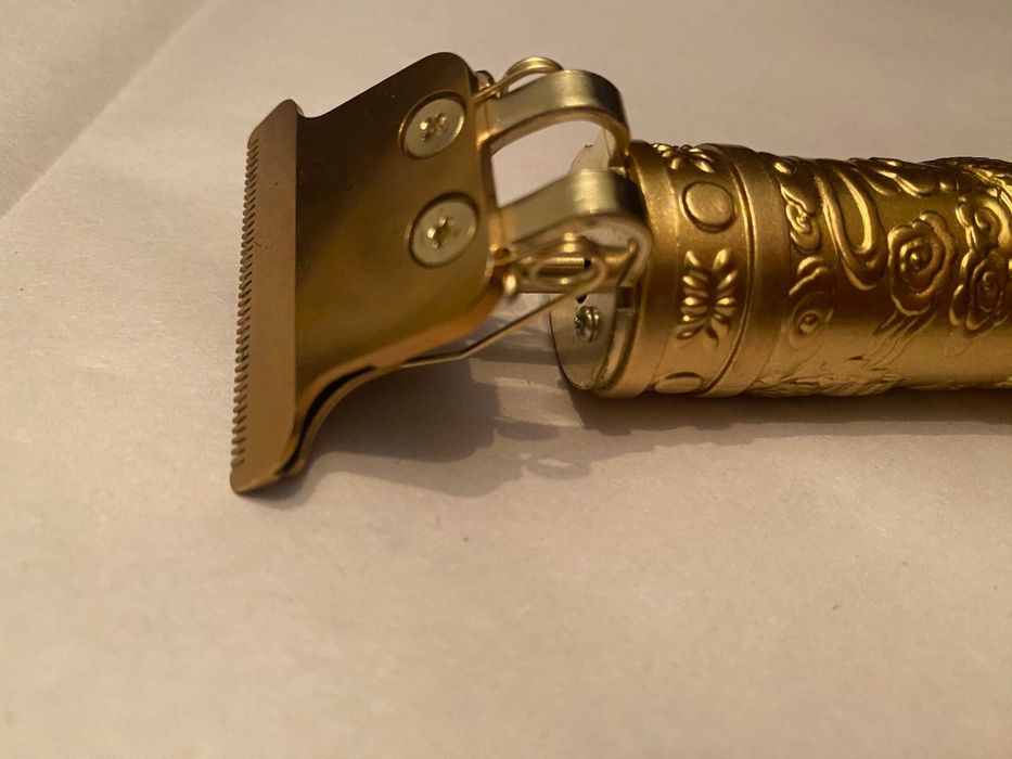 Машинка  для стрижки волос