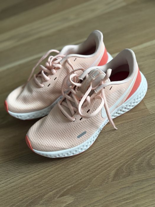 Buty do biegania Revolution 5 BQ3207 602 Różowy