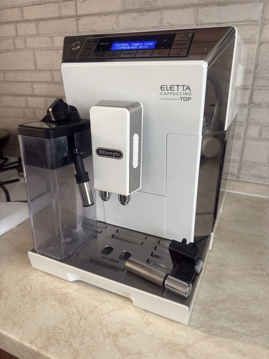 Кавомашина Delonghi Eletta Cappucino TOP ECAM 45.366w