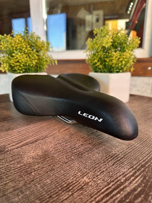 Сидушка на велосипед Leon 262*195 Седло велосипедное Сиденье Новое
