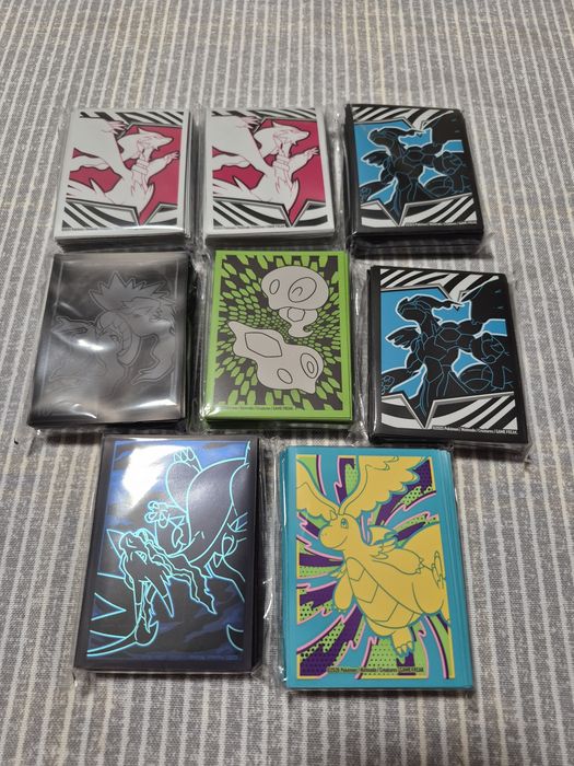 Vendo 8 embalagens com 65 sleeves