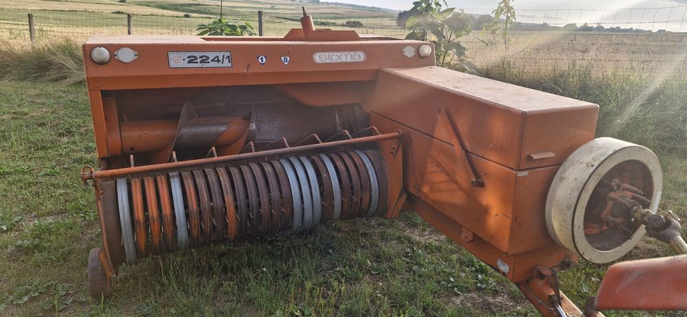 Sprzedam prasę kostkującą SIPMA Z-224/1