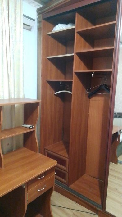 здається кімната без хазяїв,метро Вирлиця