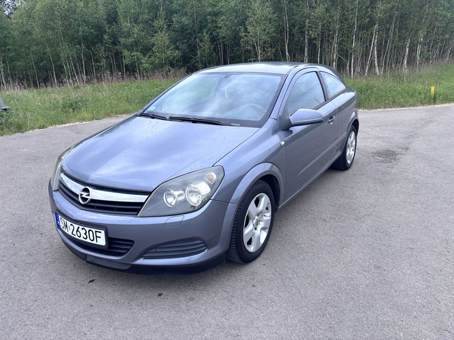Opel Astra H GTC 1.7 CDTI