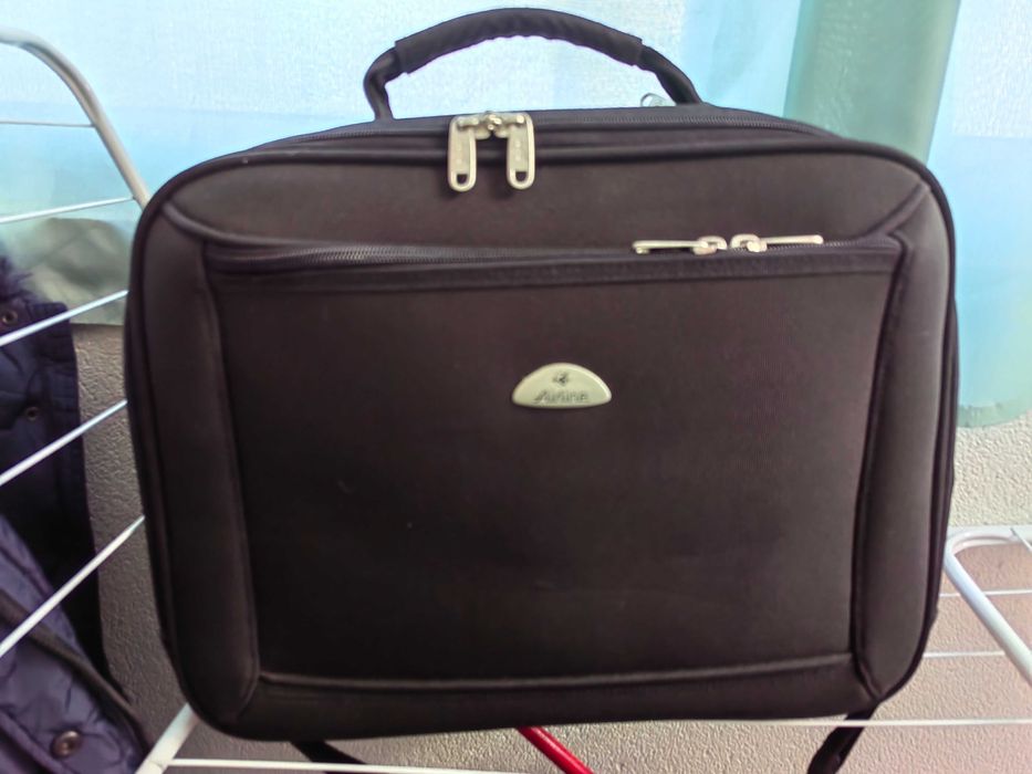 Mala para Portátil Airline – NOVA (Capacidade até 2 Portáteis)