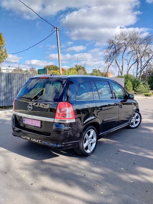 Opel ZAFIRA B, 1.8 бензин, 2012р., щойно з Німеччини.