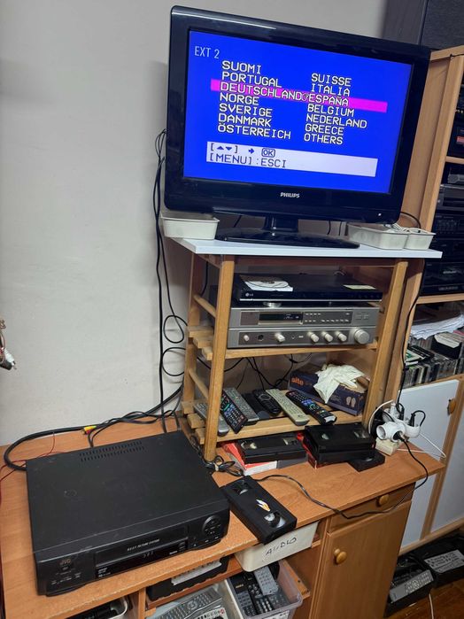 Magnetowid VHS JVC HR-J248