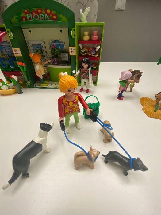 Playmobil ( 5 conjuntos diferentes)