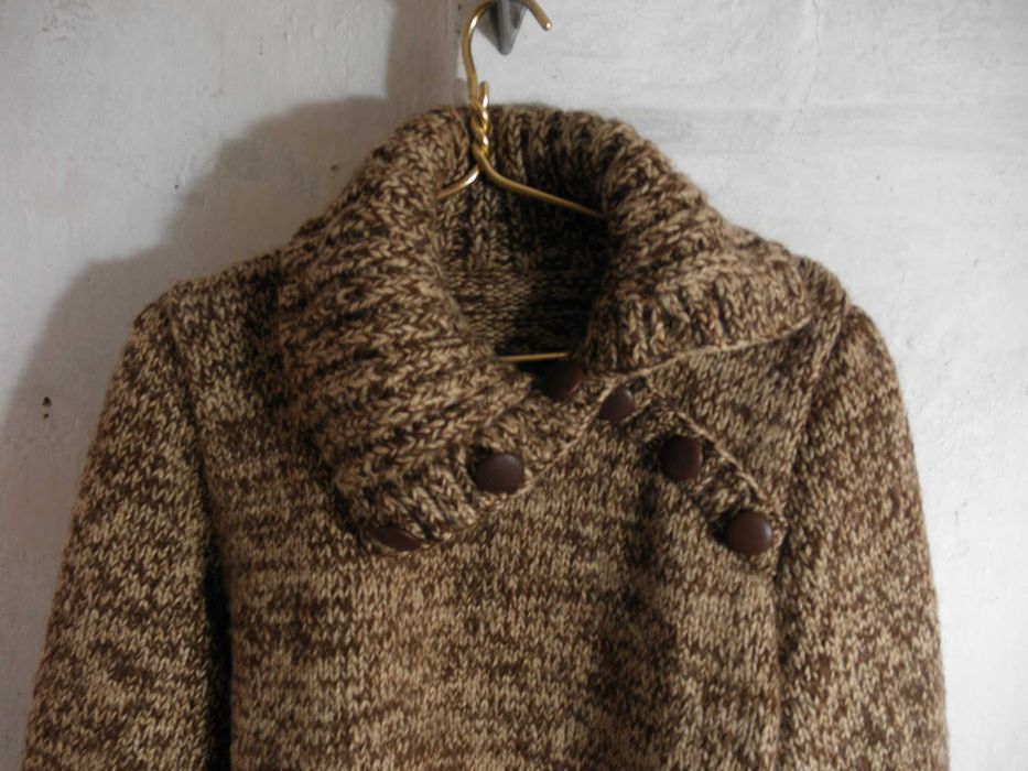 Свитер женский вязаный ручной работы. 46 размер