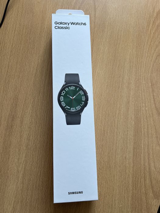 Zegarek smartwatch meski czarny Samsung Classic 6 47mm