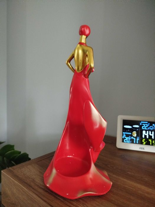 Elegancki stojak na wino