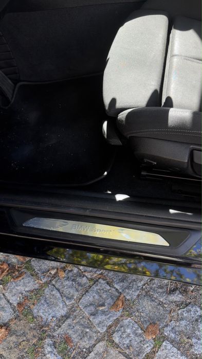 F20 116d sport como novo