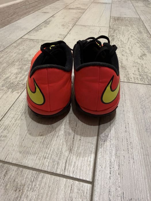 nike hypervenom