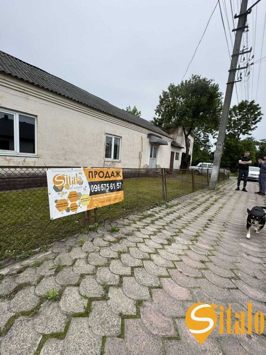 Продаж виробничо-складського приміщення м. Радехів