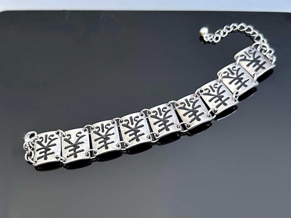 Подарунок - Браслет на зап’ясток у східному стилі.