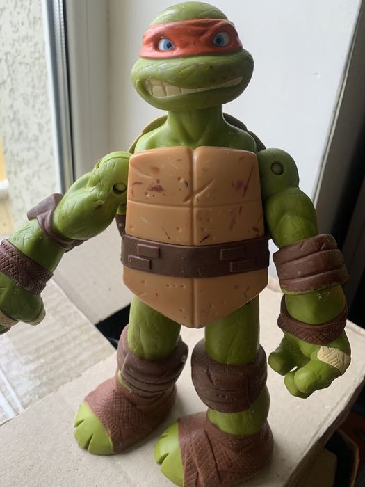 Игрушки-фигурки персонажи