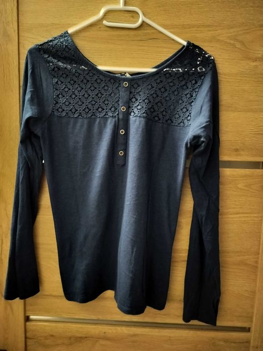 Bluzka damska z koronką