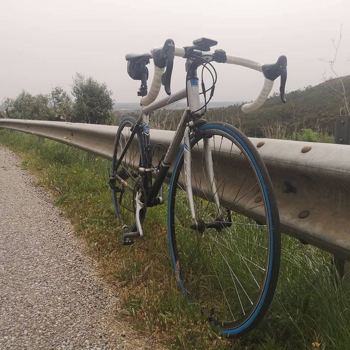 Bicicleta estrada Decathlon