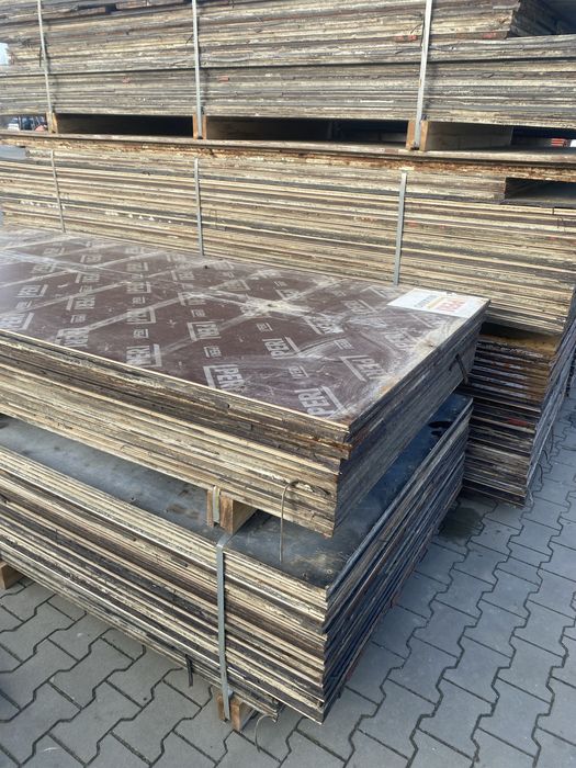 Płyty szalunkowe  wodoodporne sklejki trójwarstwowe szalunki stropowe