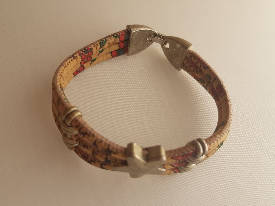 Pulseira em cortiça