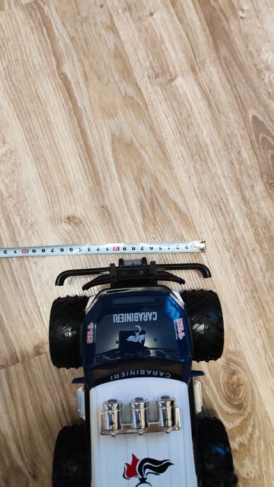 Машинка на пульті, вживана