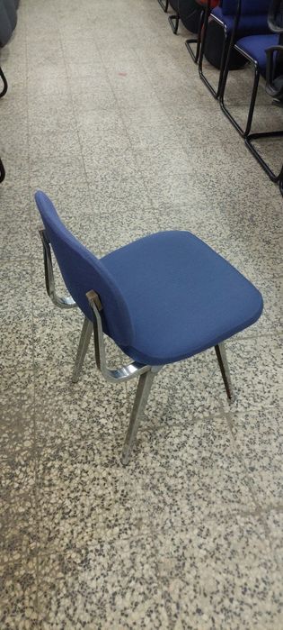 Cadeiras fixa em tecido