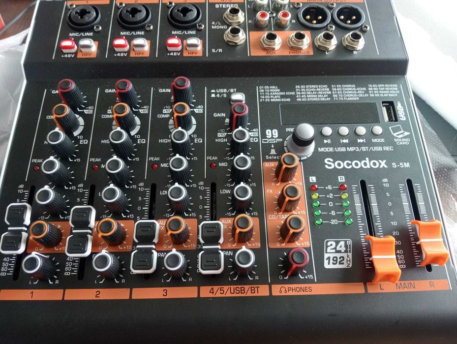 Mesa de Mistura Socodox S-5M 5 Canais Bluetooth 99 DSP USB