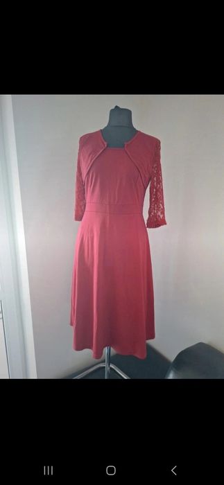 Damska sukienka XL z wszytym bolerkiem elegancka koronka