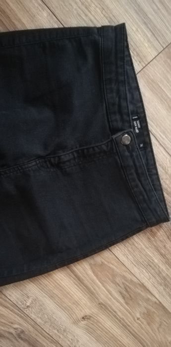 Spodnie jeans czarne SINSAY Rozmiar 38