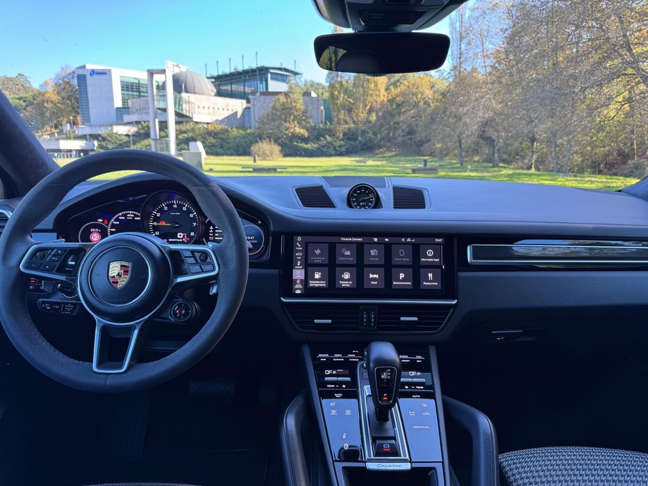 Porsche Cayenne E-Hybrid GT Carbon Package