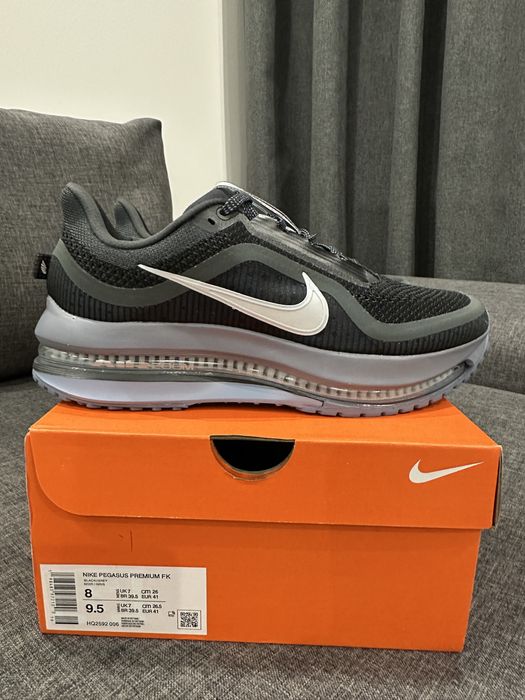 Кроссовки Nike Pegasus Premium FK