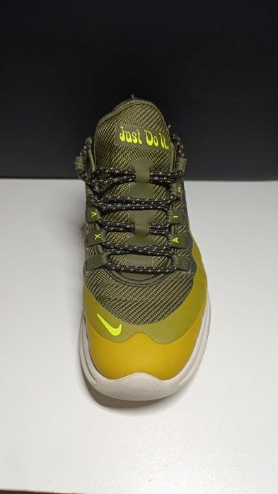 Кроссовки Nike женские