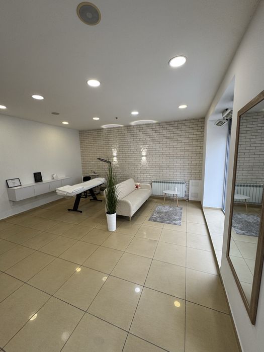 Здам окремий кабінет