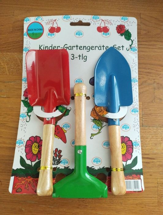 Набір садовий лопатка граблі лопата совок