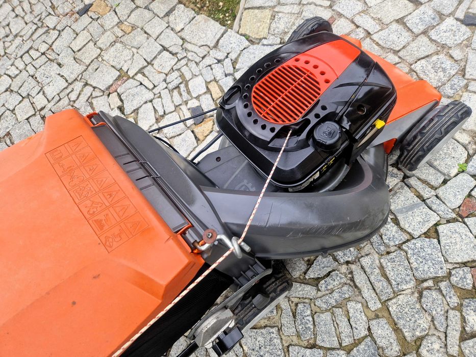 Kosiarka spalinowa HUSQVARNA LC48V napęd, mielenie trawy - po SERWISIE