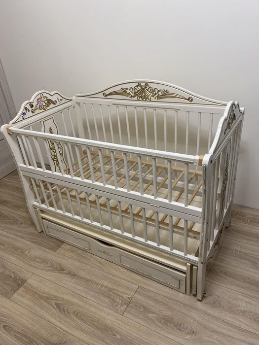 Дитяче ліжечко !