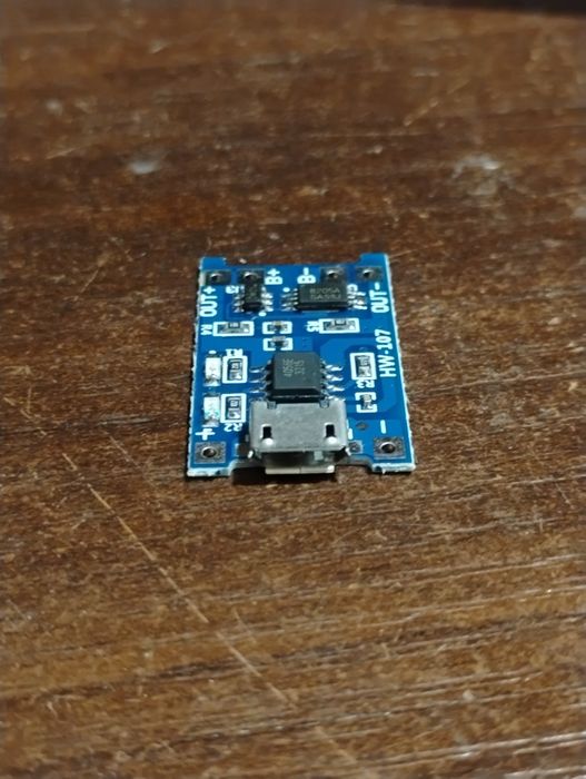 Moduł płytka zasilania  Ładowarka micro USB LI-ION HW-107 TP4056