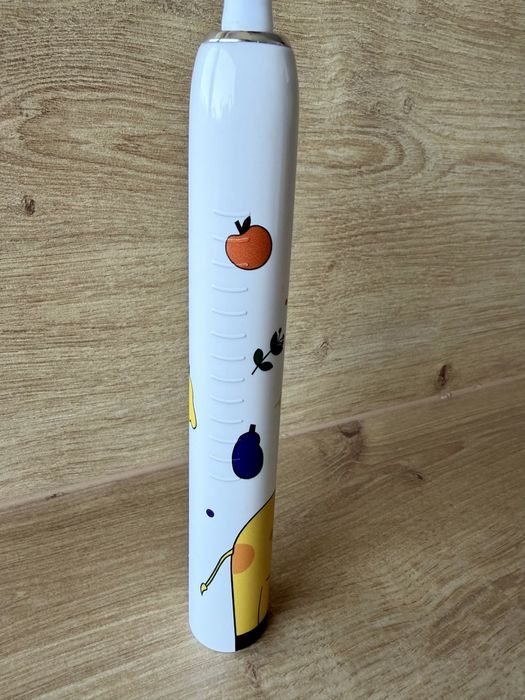 Soniczna szczoteczka do zębów dla dzieci InnoGIO Giraffe żyrafa