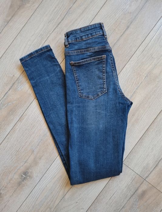 Spodnie jeansy Cubus