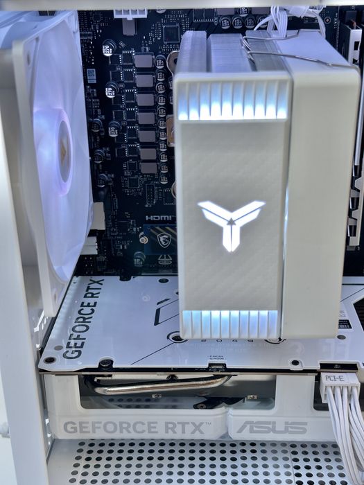 Digital PC Midline Ghost | Ryzen 5 7500F + RTX5060TI